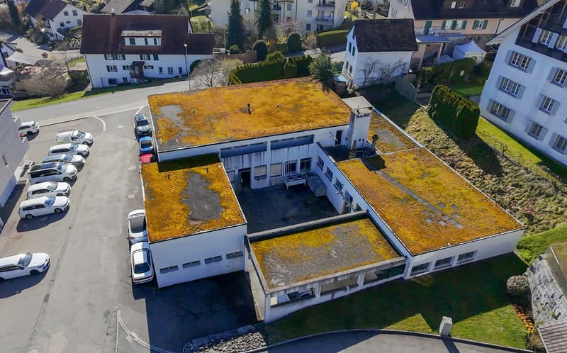 Zentrale Liegenschaft mit Potenzial. (3)