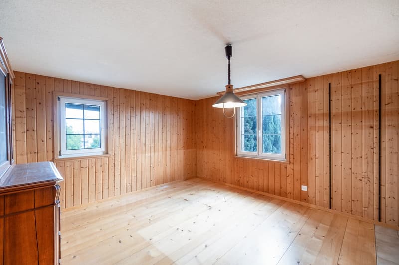 Charmantes Riegelhaus mit Stall und grosszügigem Umschwung (9)