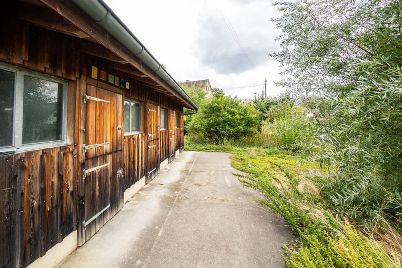 Charmantes Riegelhaus mit Stall und grosszügigem Umschwung (14)
