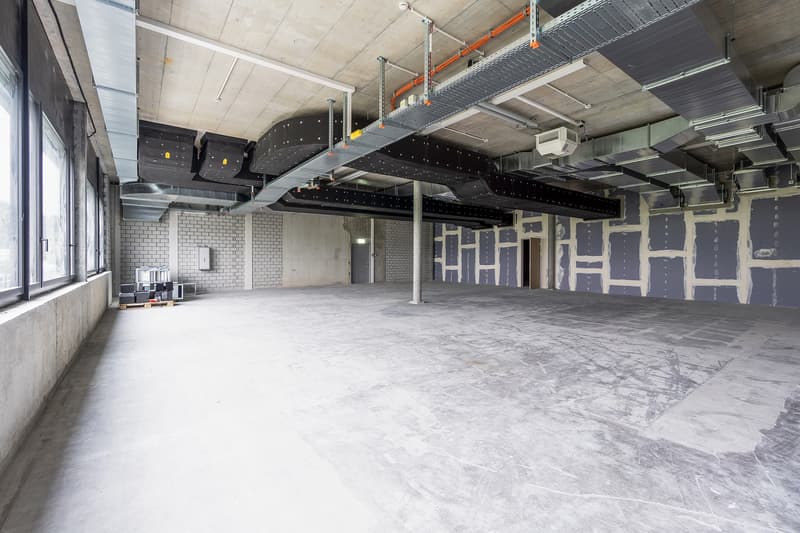 Spazi commerciali per usi medici nel Neudorf-Center (10)