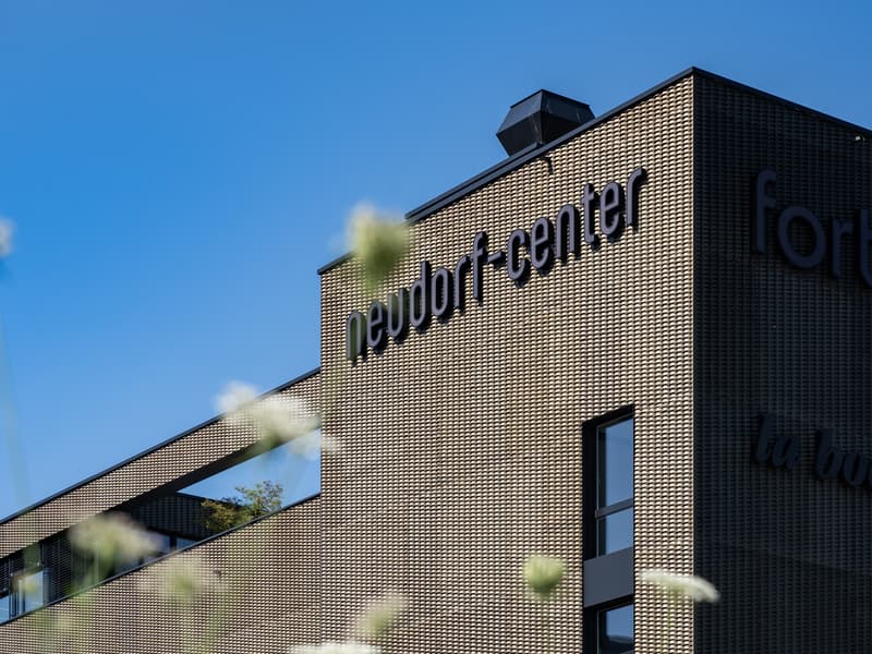 Gewerbeflächen für Büro und Dienstleistungen im Neudorf-Center (1)