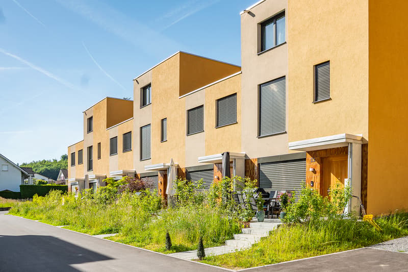 Familienfreundliches Haus mit exklusiver Gartenfläche (2)