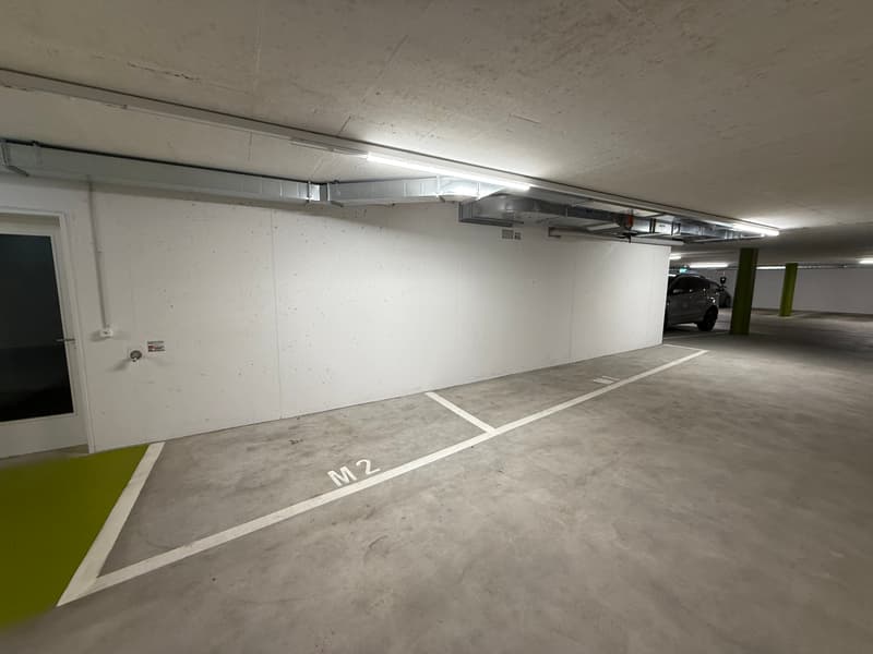 Sichern Sie sich den letzten Motorradparkplatz - zentral in Egolzwil (3)