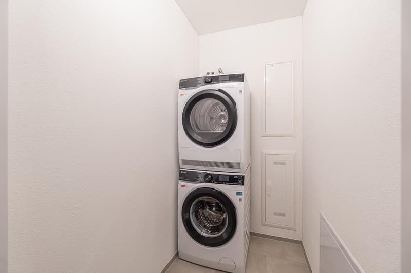 Special - 1 room free! (7)