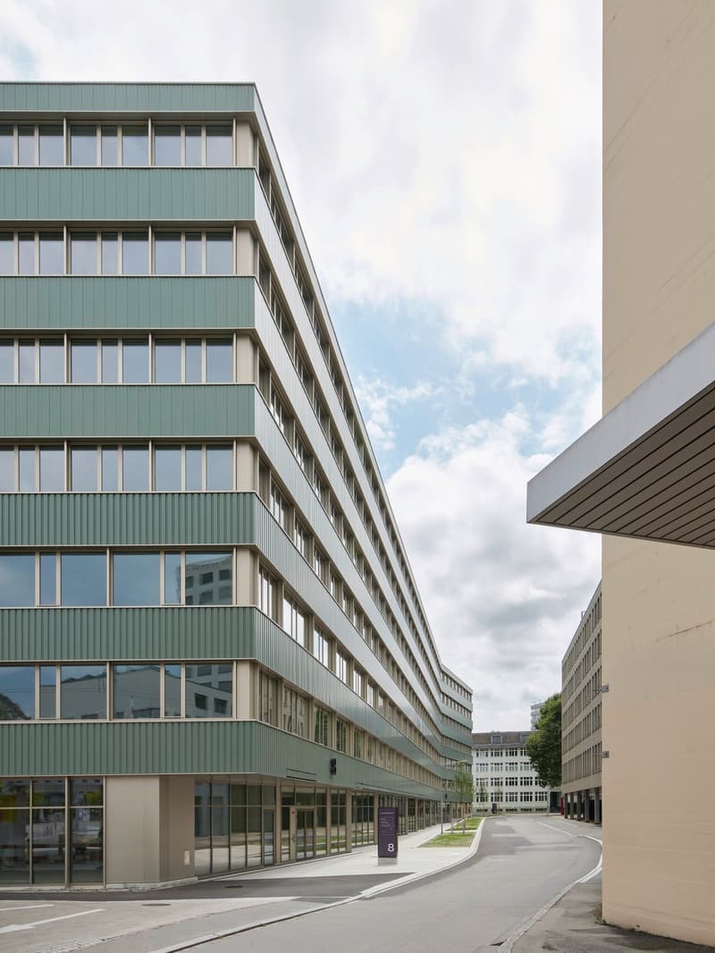 "B2Binz" - perfekt angebunden