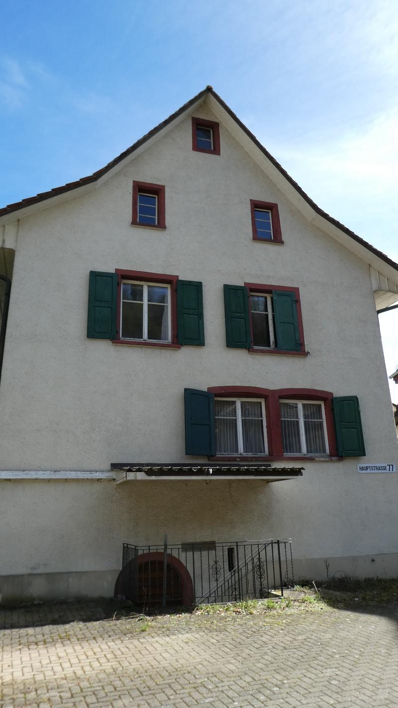 Einfamilienhaus an zentraler Lage in Hölstein (1)
