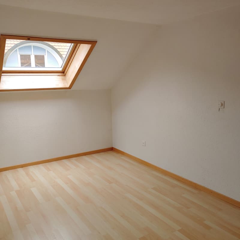 1.5 Zimmer Dach-Wohnung im Zentrum von Balsthal (5)
