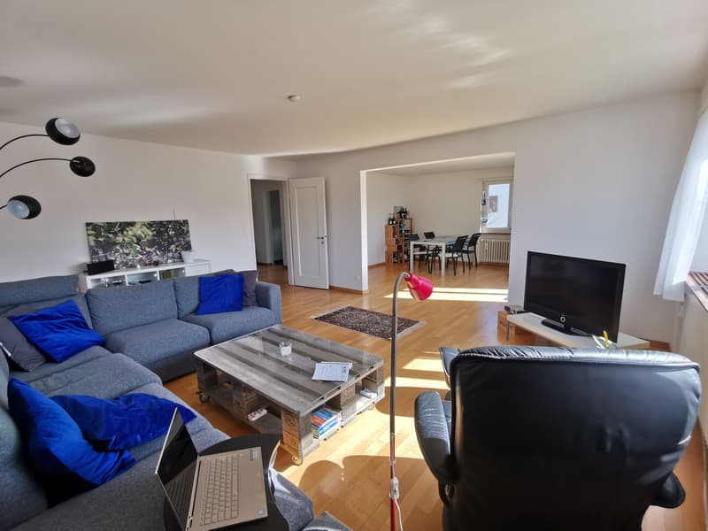 Möblierte 6.5-Zi-Wohnung in Stadt Zug zur temporären Miete (1)