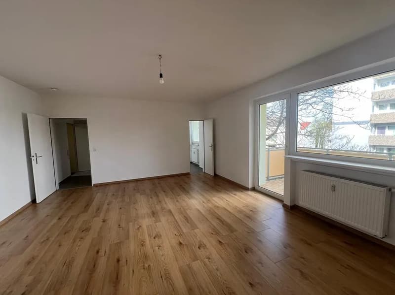 Zum Verkauf: Vermietete 3.5-Zimmer-Wohnung in Basel (2)