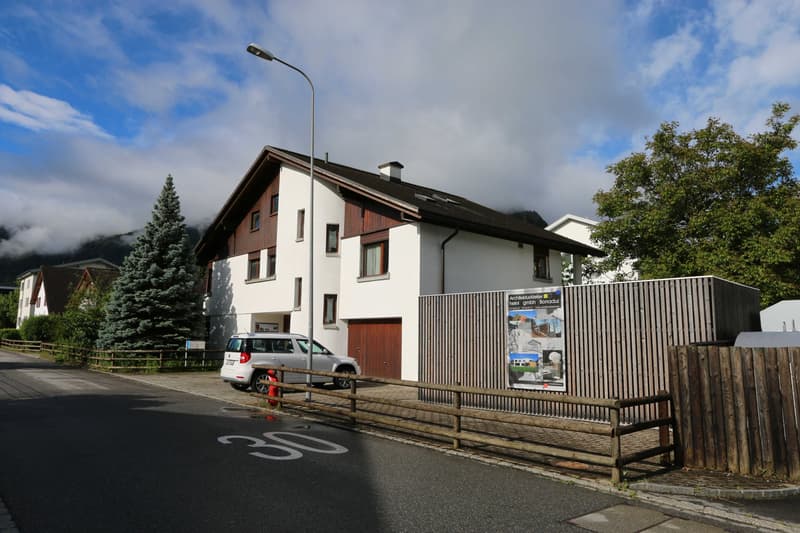 Zu vermieten in Bonaduz Grosses 2.5 Zi. Einfamilienhaus (5)