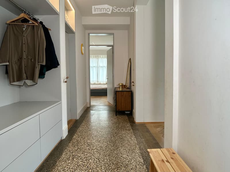 Befristet, möbliert: Grosszügige 4.5-Zimmer-Altbauwohnung (5)