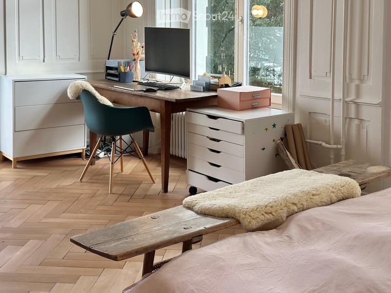 Befristet, möbliert: Grosszügige 4.5-Zimmer-Altbauwohnung (9)
