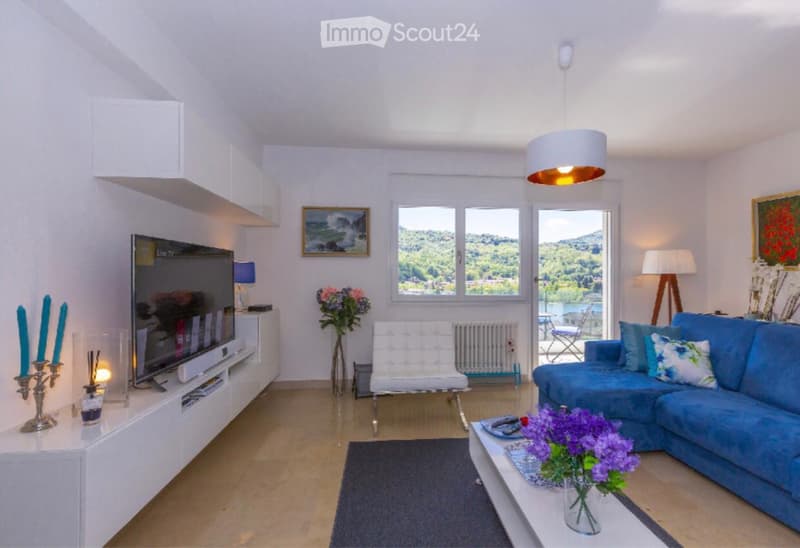 Rent of a fabulous apartment in a design villa (3)