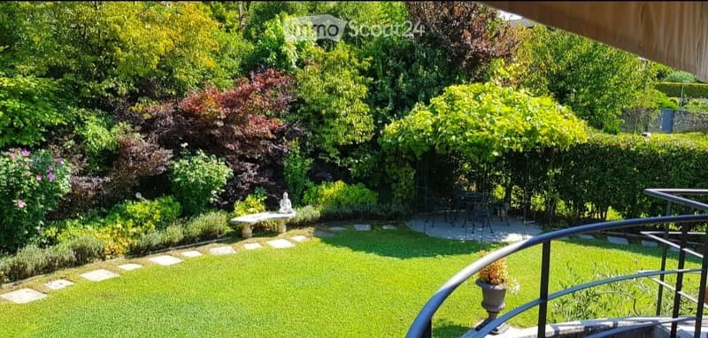 Maison lumineuse avec jardin privé (3)