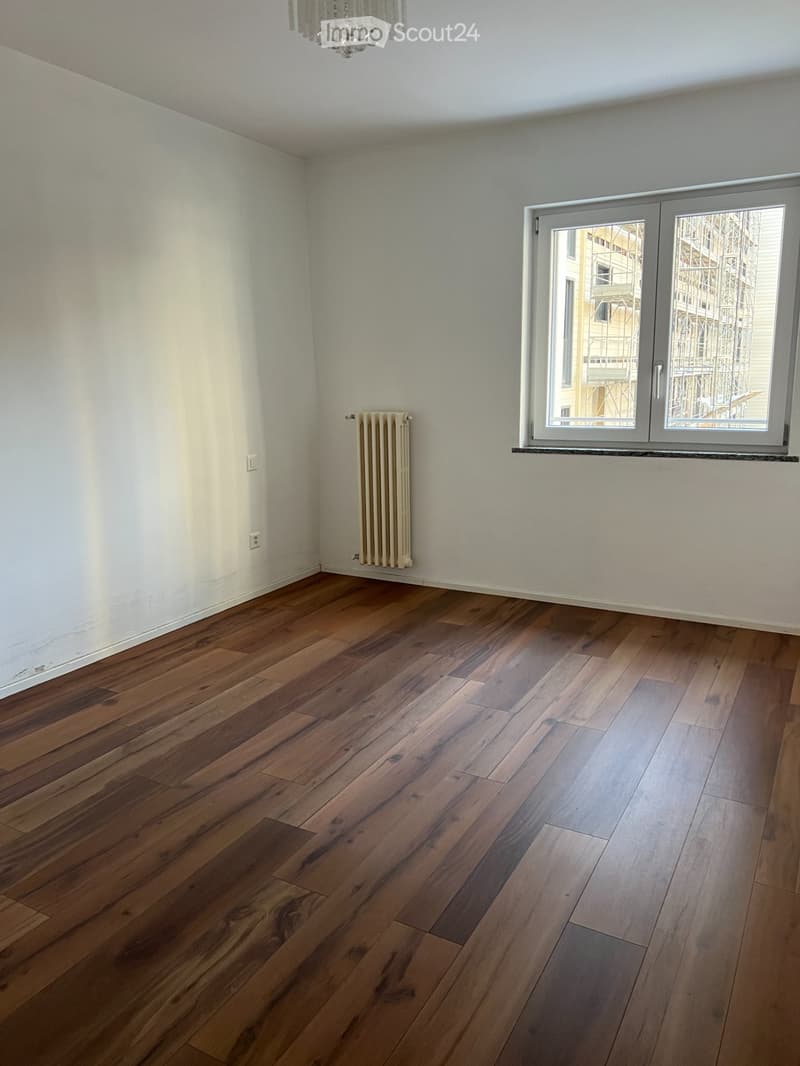 PARADISO, VIA DELLE SCUOLE 3, 3.5 LOC. (4)