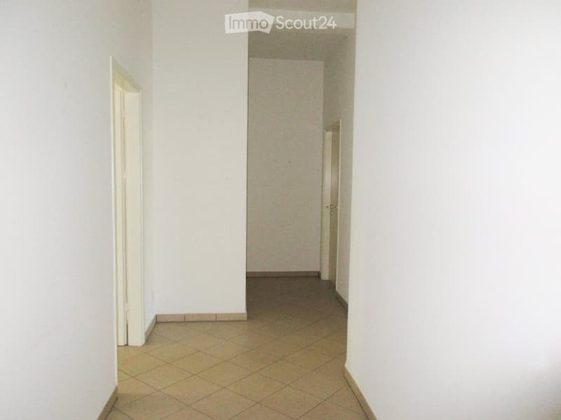 Locarno - 3,5 locaux dans la vieille ville (ref. 294-4) (2)