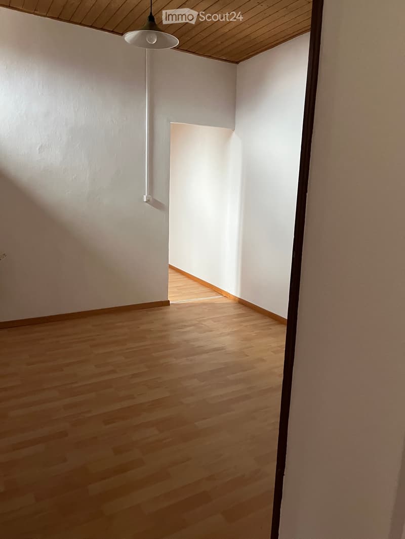 Location appartement 3 pièces à Arogno 1000Fr (4)