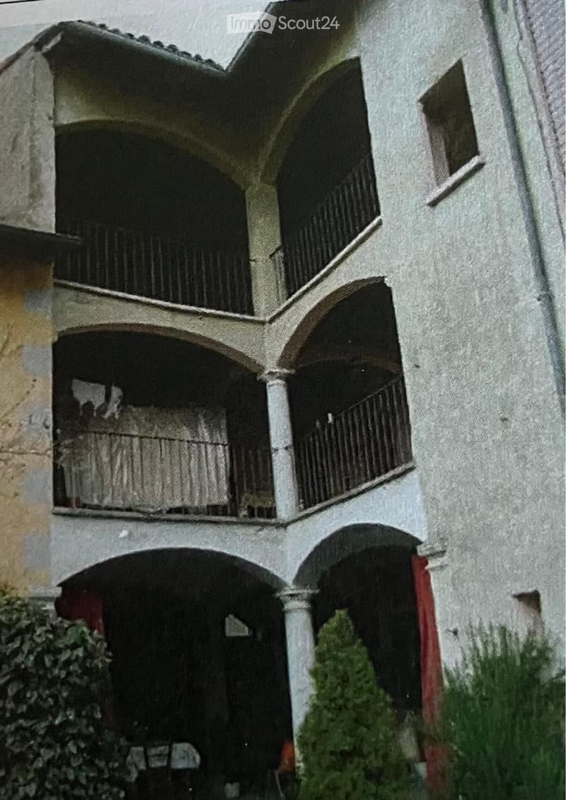 Maison de ferme ancienne dans le noyau de Ligornetto (4)