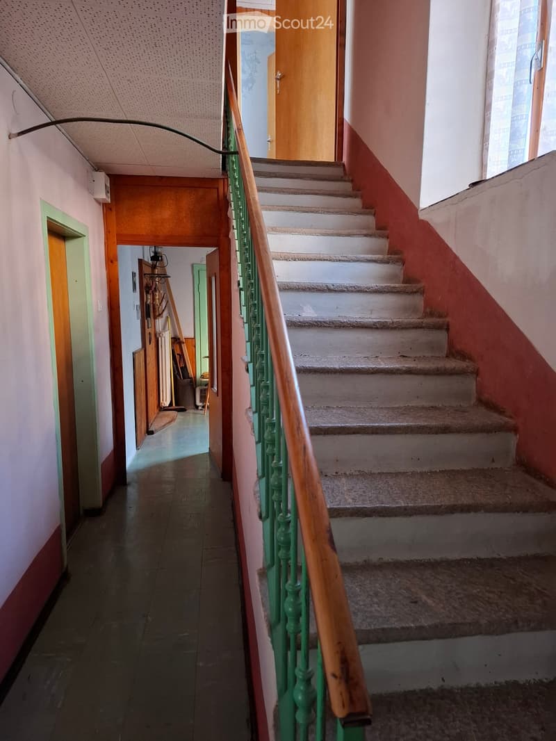 VENDESI grande casa a Colla con vista imperdibile (4)