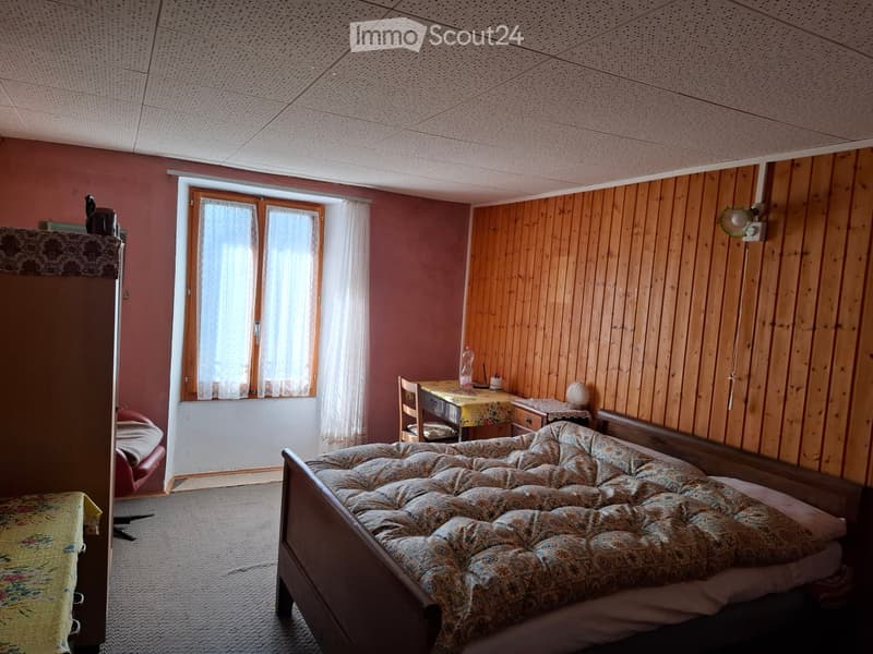 VENDESI grande casa a Colla con vista imperdibile (5)