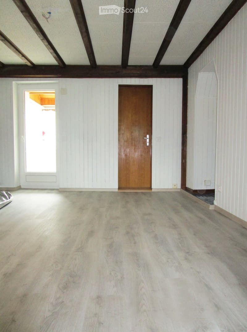 Collombey, 2.5 rooms with terrace (4)