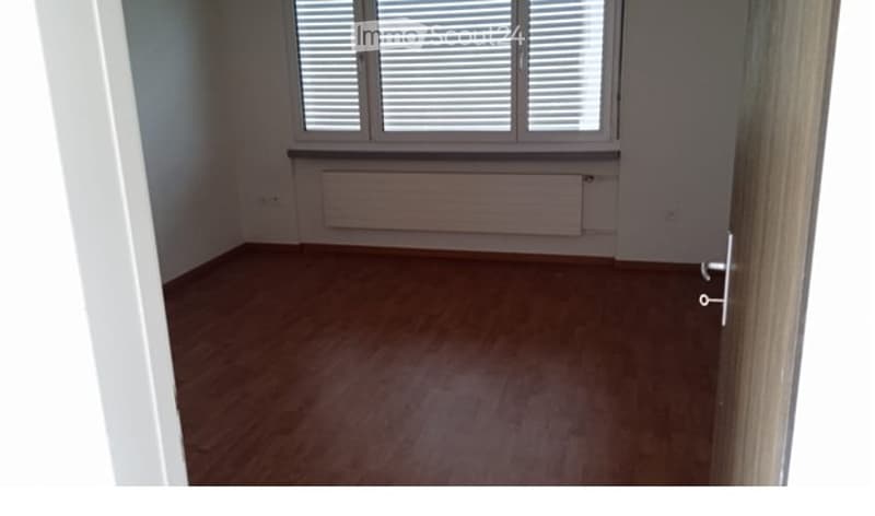 Appartement confortable 4.5 pièces avec balcon à Grub (2)