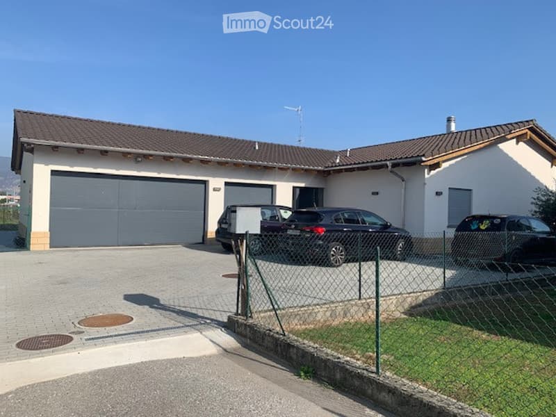 Stunning Single-Family Villa in Stabio (5)