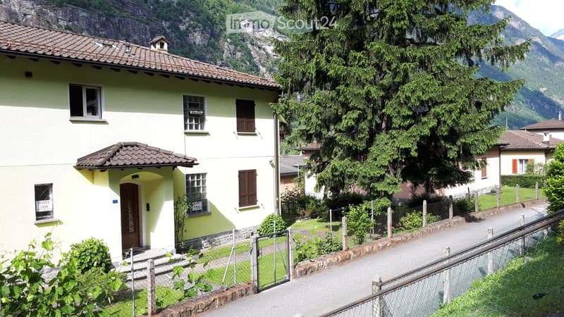casa bifamigliare con 2 appartamenti + cantine (circa 1000m3 (2)