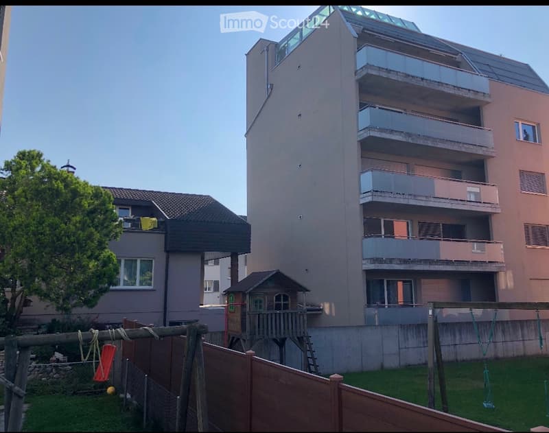 Camera in un appartamento di 4,5 locali in affitto (5)