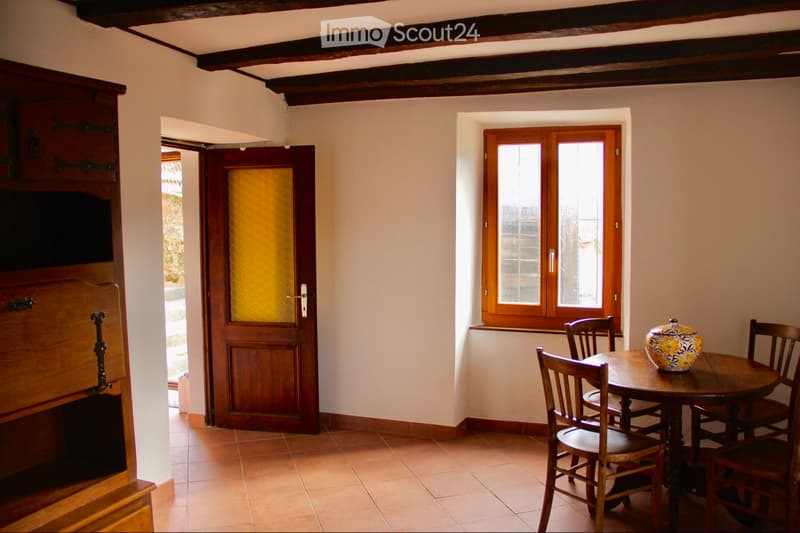 Maison de noyau ensoleillée avec grand jardin (2)