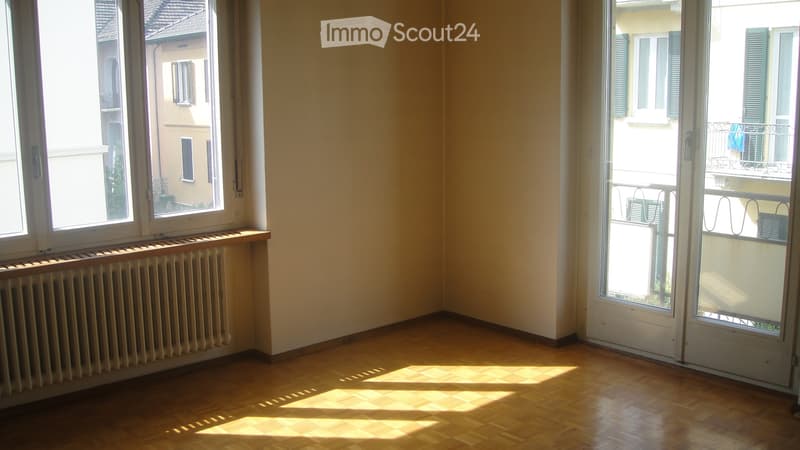 Maison avec trois appartements à rénover (3)