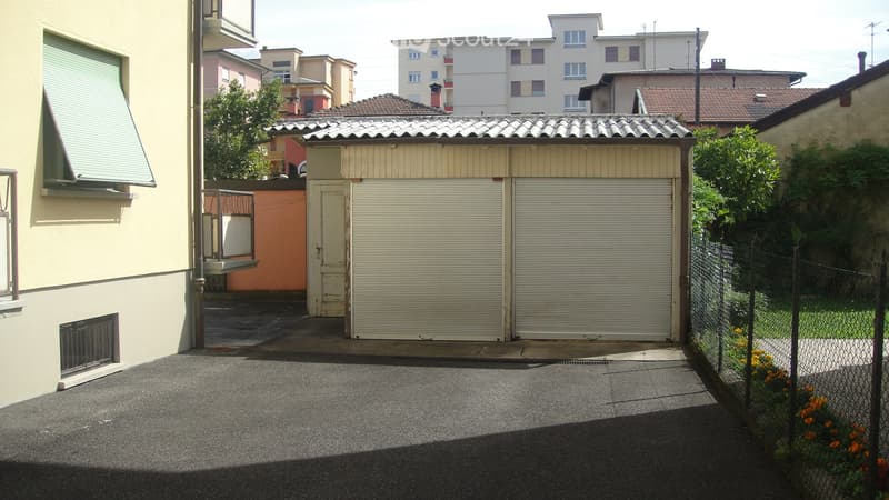 Maison avec trois appartements à rénover (4)