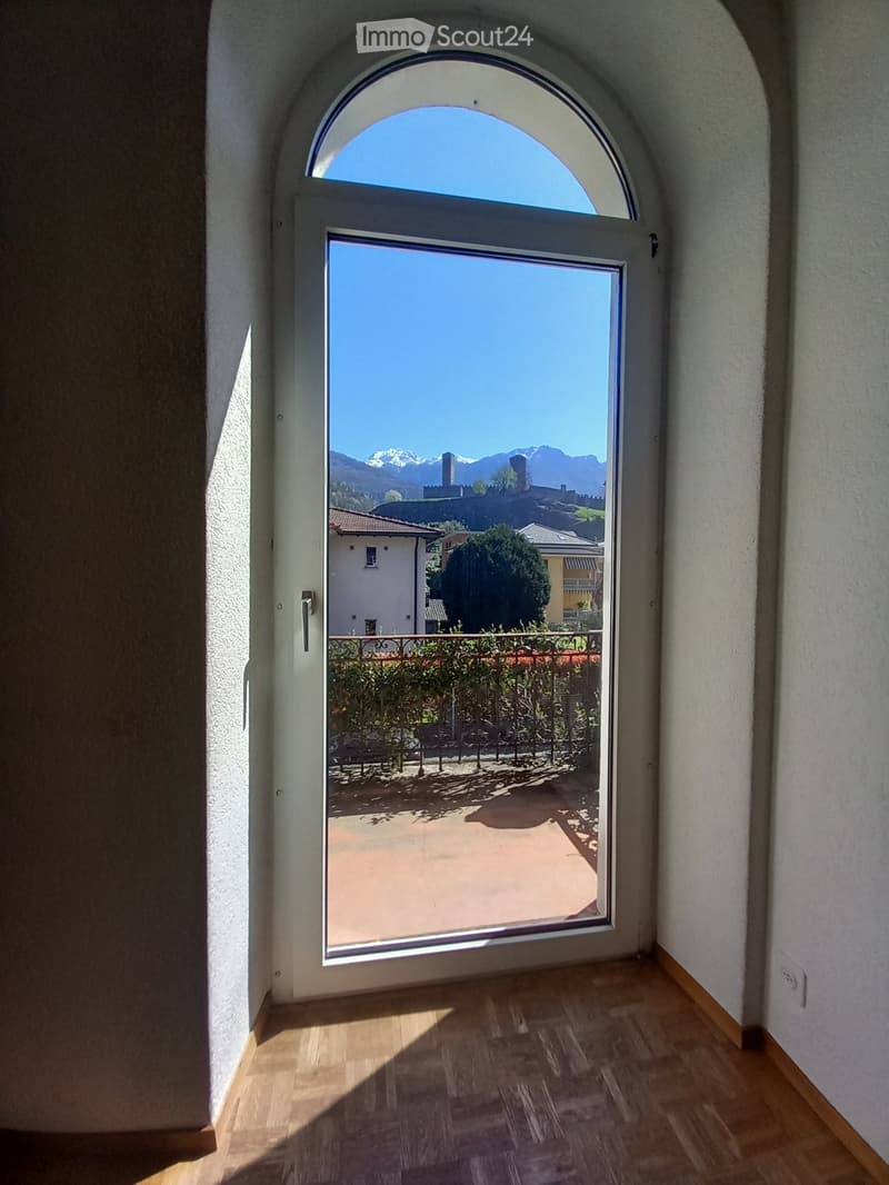 Sale of semi-detached house in the center of Bellinzona (5)