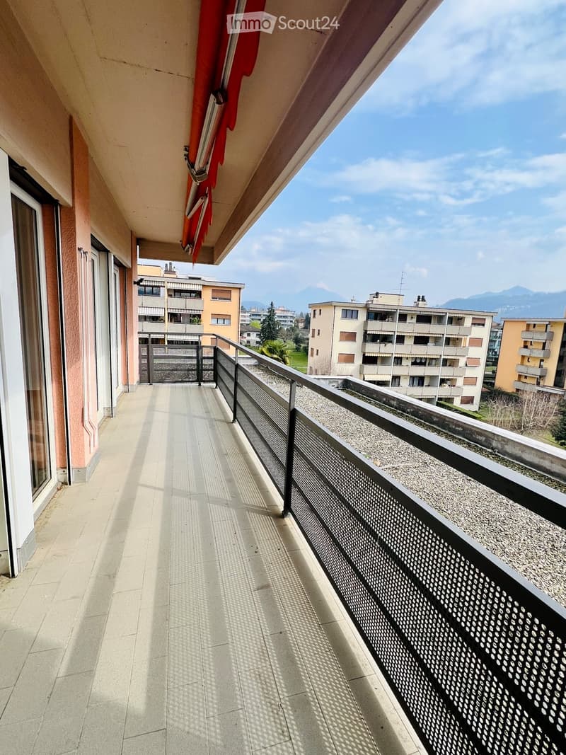 Luminoso appartamento a Caslano in vendita (2)