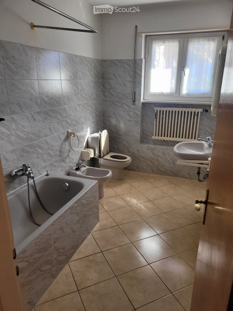 2.5-room apartment in Breganzona (3)