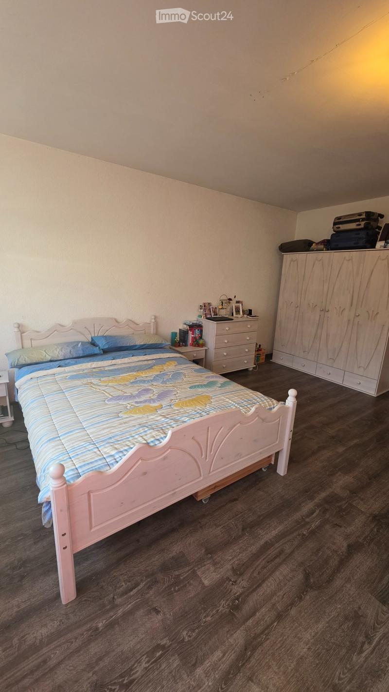 a large room in a single-family home for rent (2)