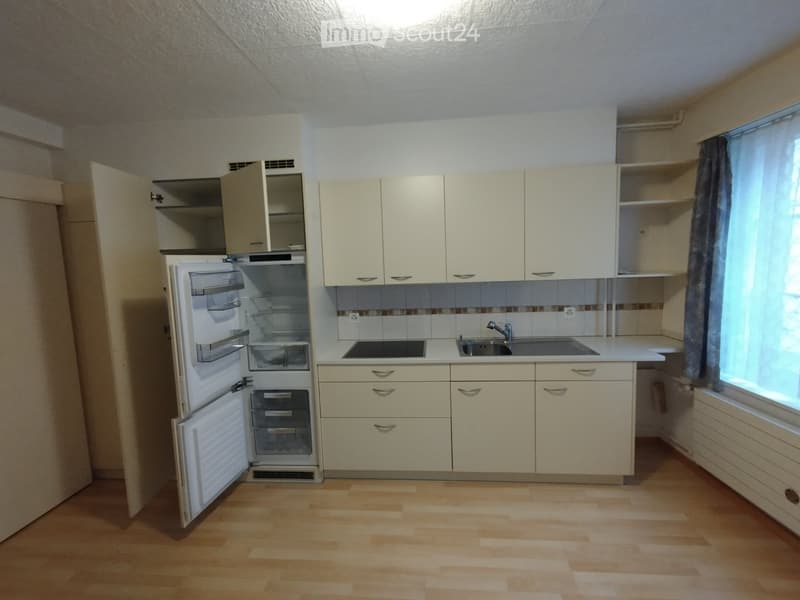 2 Bedroom Apartment No. 2 with Shower, WC (3)