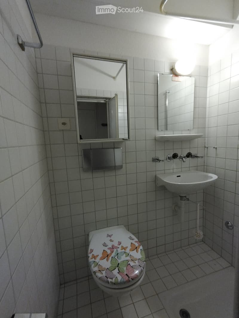 2 Bedroom Apartment No. 2 with Shower, WC (4)
