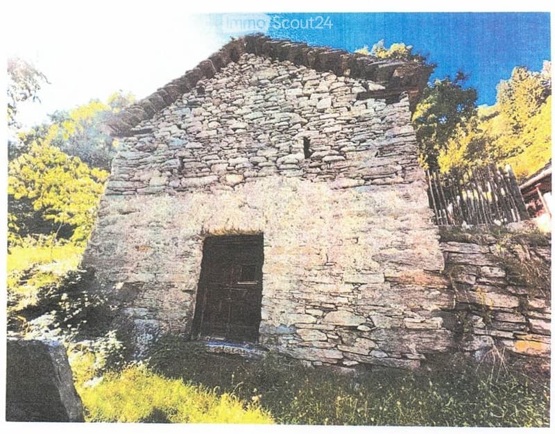 Rustico a Malvaglia (Qualguangn) Ticino (2)