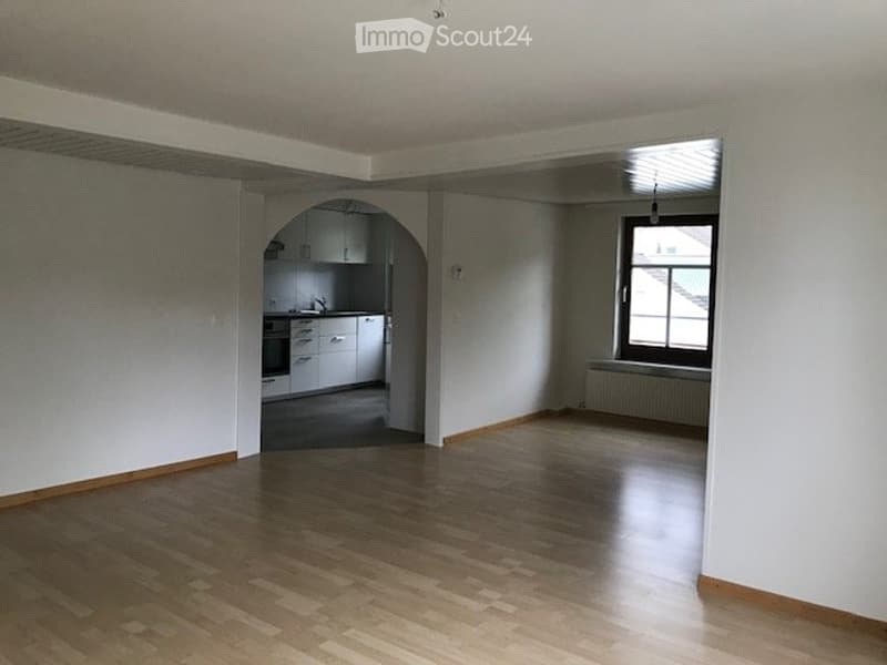 Appartamento 3.5 locali con balcone a Rheineck (4)