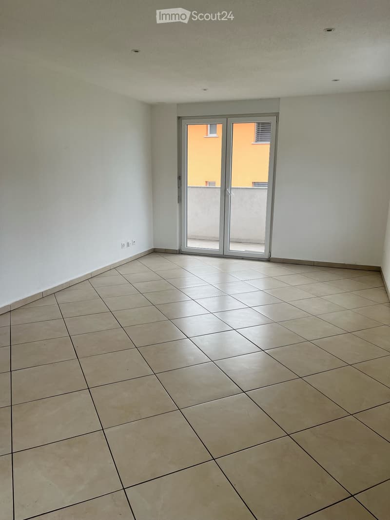 2.5-Room Apartment (2)