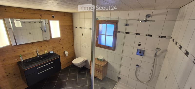 Magnifico chalet di 7 locali nel cuore di Troistorrents (3)