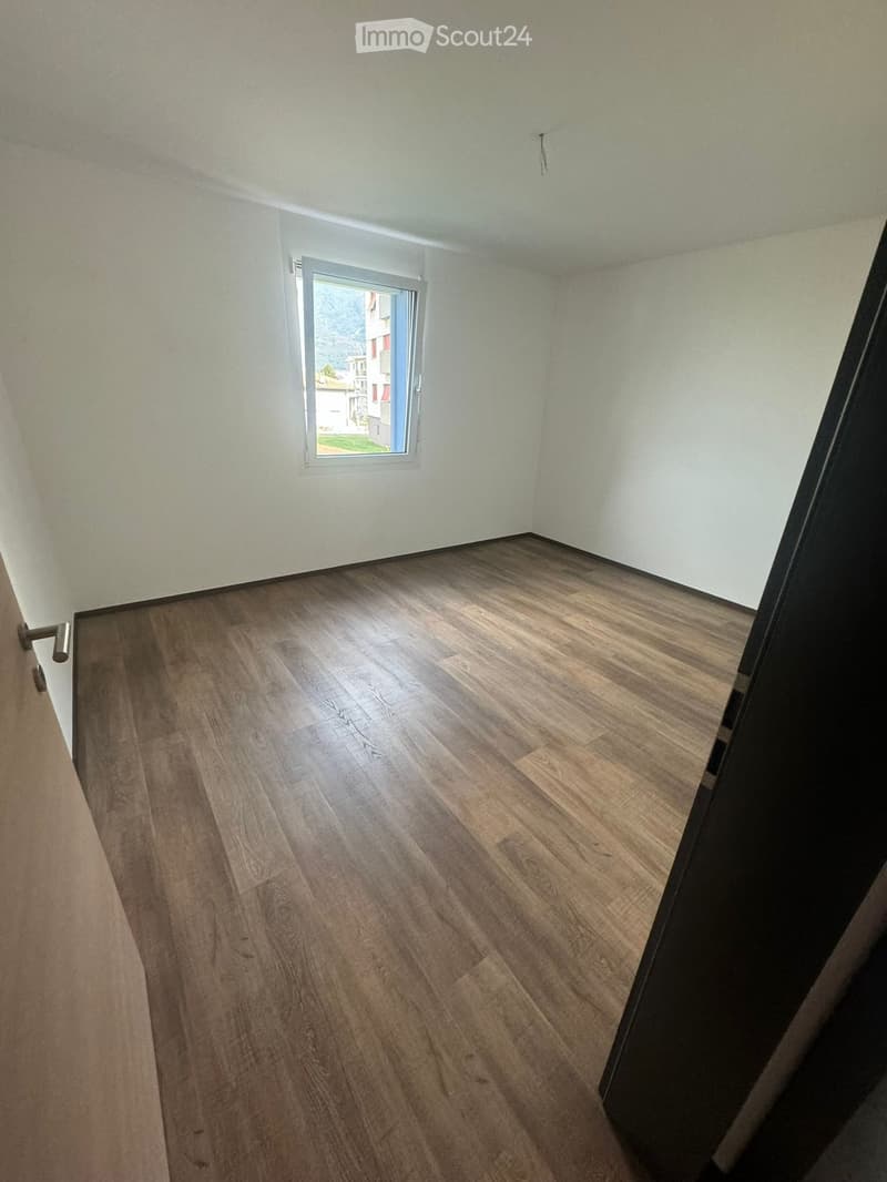 Looking for a sublessee for a 3.5-room apartment in Giubiasco (5)