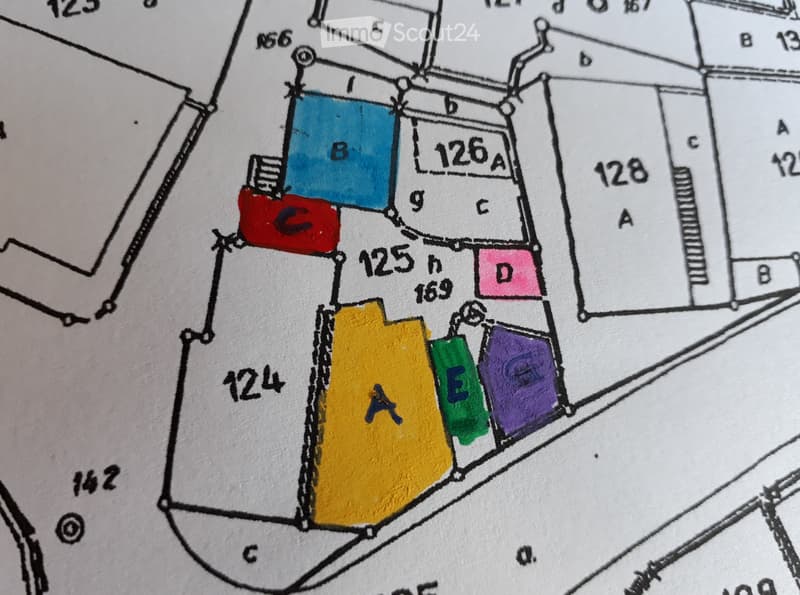 Romantische Hütte auf 2 Etagen, Garten, Hof und 3 Abstellräume (2)