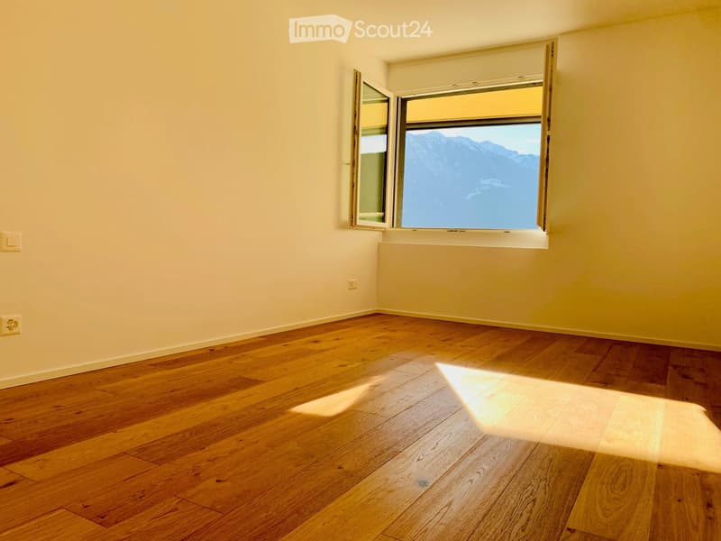 Prächtige Wohnung mit Blick auf den See und die Berge (11)