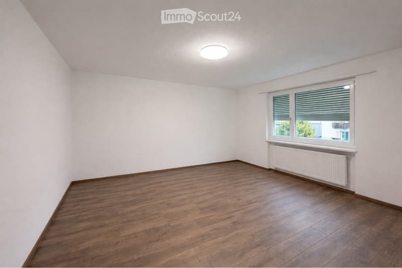 Appartamento 4,5 locali con balcone e posto auto (4)