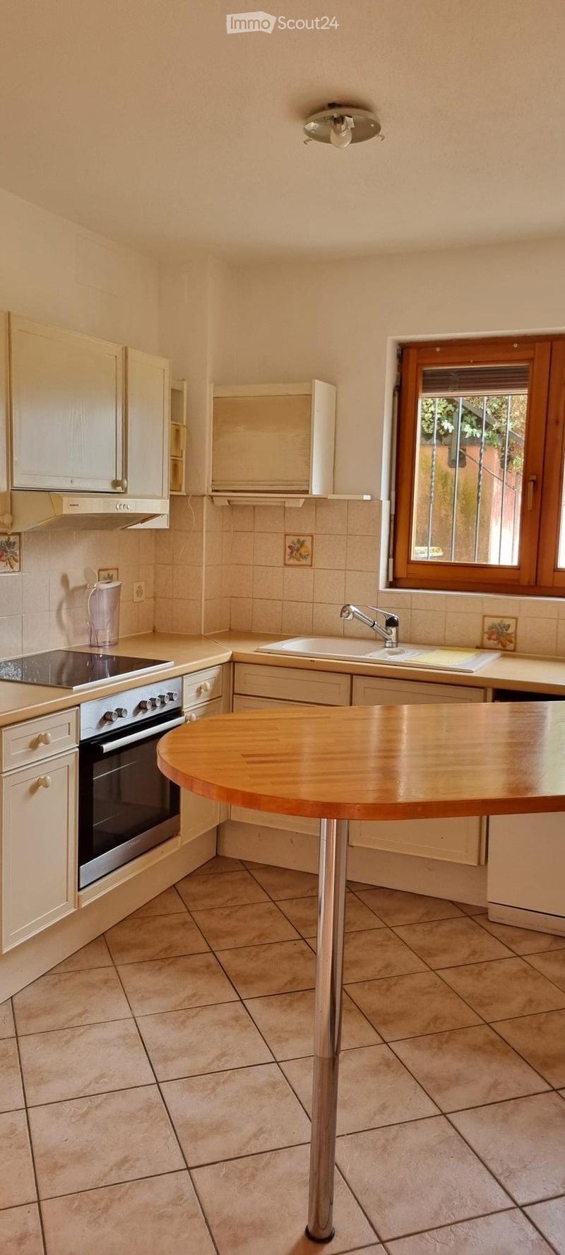 Bright apartment in Canobbio (4)
