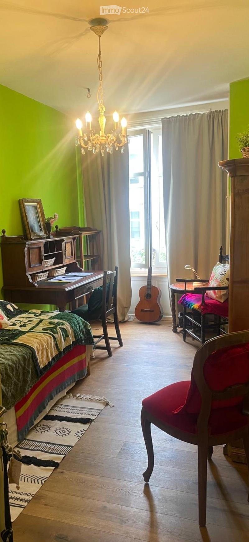 Zimmer in gelber  Villa (2)