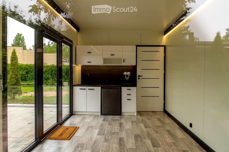 Casa minuscola abitazione mobile container (4)