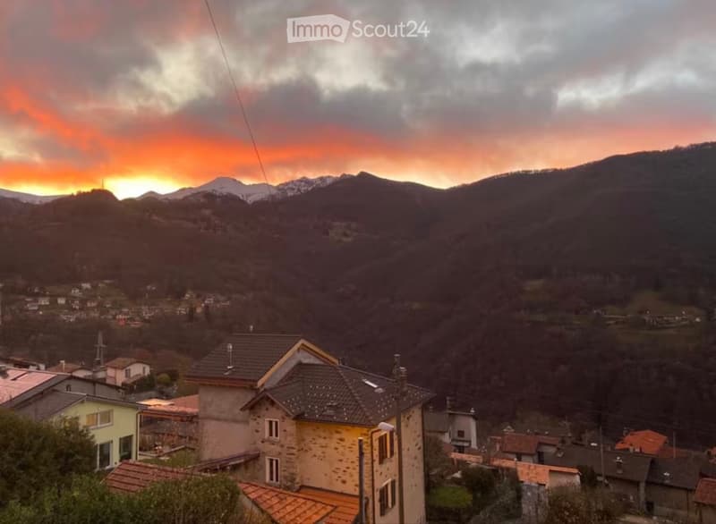 Vendesi casa di nucleo (3)